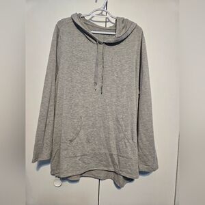 Livi‎ Active Gray Hoodie with Front Pockets